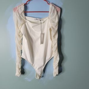 Jasmin Azizam X NA-KD Sexy White Puffy Mesh Sleeve Bodysuit Size L NWT